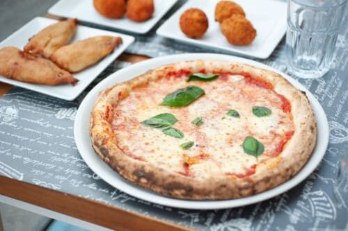 La pizzeria di San Lorenzo che “tralascia” i Sanniti…