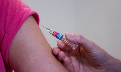 Il vaccino, bene comune